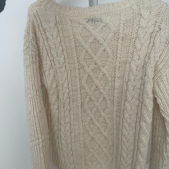Cream Sweater - Picture 4 of 4